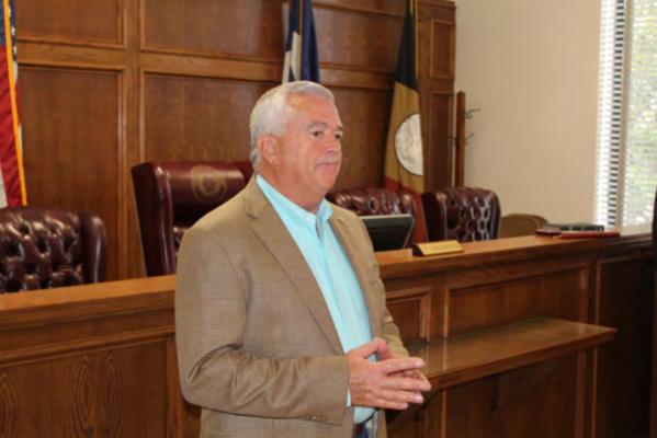 Van Zandt County Interim Sheriff Joe Carter spoke to a group of friends and supporters May 22 at the VZC Courthouse at the conclusion of his public swearing-in ceremony. At the beginning of the ceremony, several friends and supporters shared their support for Carter. Photo by David Barber